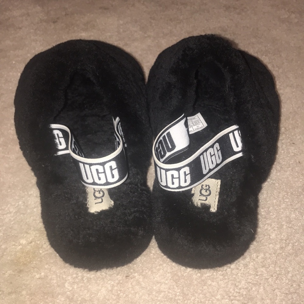 Ugg - Picture 4 of 4